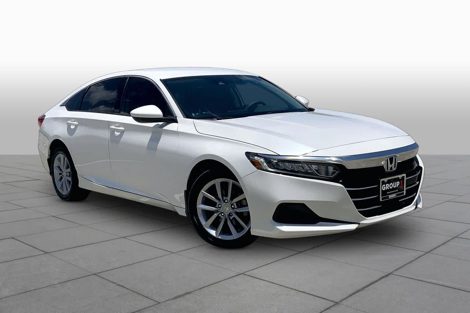 Used 2022 Platinum White Pearl Honda LX image 3