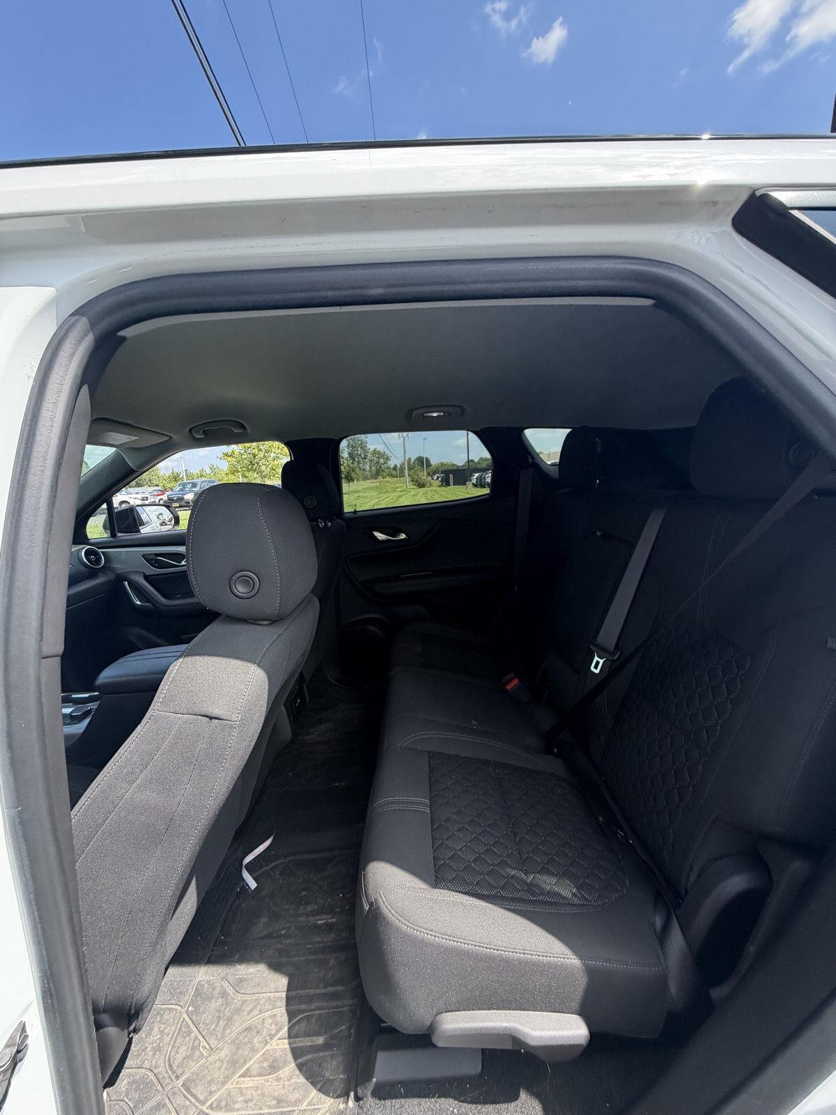 Used 2021 Summit White Chevrolet LT image 16