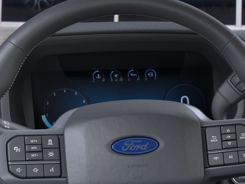 New 2026 Oxford White Ford XLT image 13