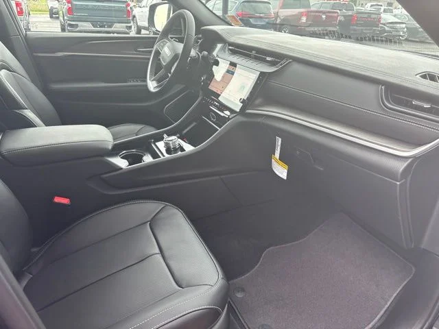 New 2027 Black Jeep Limited Reserve image 17