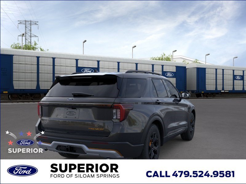 New 2026 Agate Black Metallic Ford Tremor image 8
