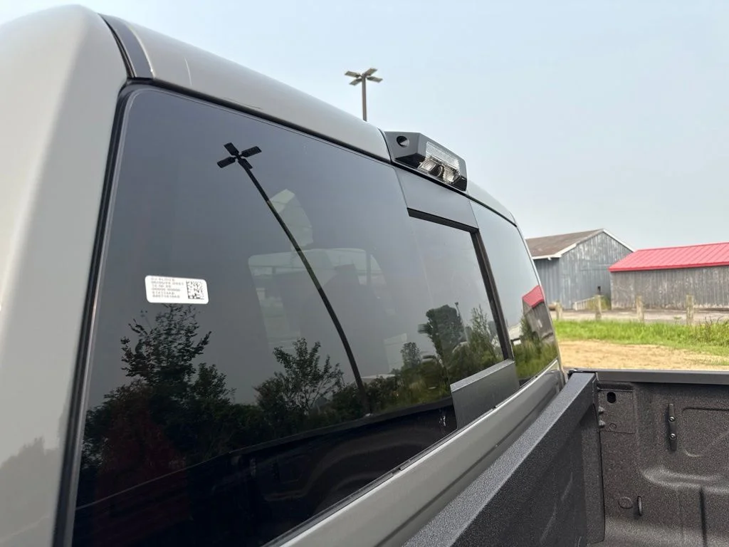 New 2026 Ceramic Gray Clear-Coat Exterior Paint RAM LARAMIE image 18