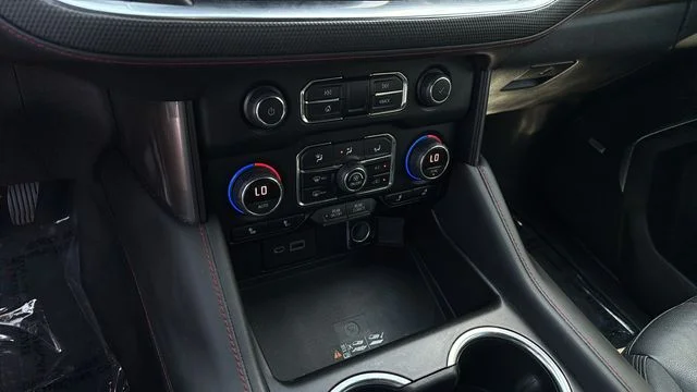 Used 2022 Black Chevrolet RST image 31