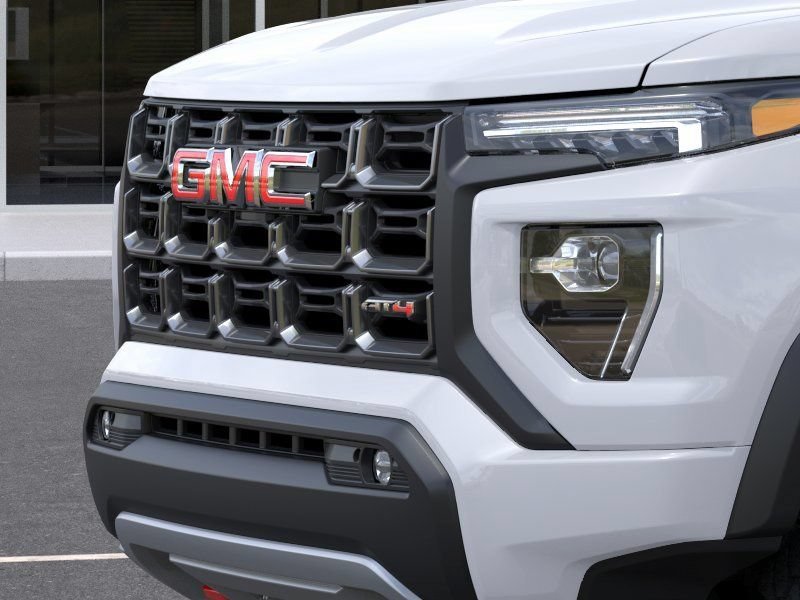 2026 GMC Canyon AT4 - Photo 13