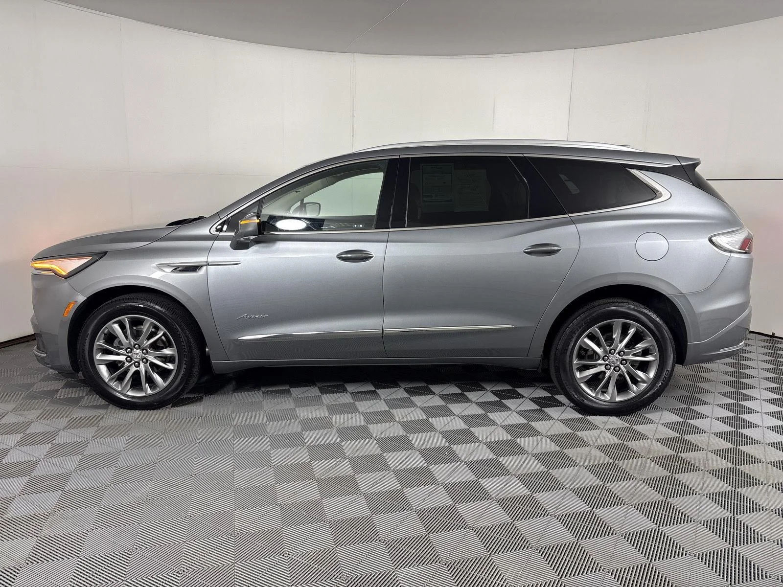 Used 2023 Moonstone Gray Metallic Buick Avenir image 18