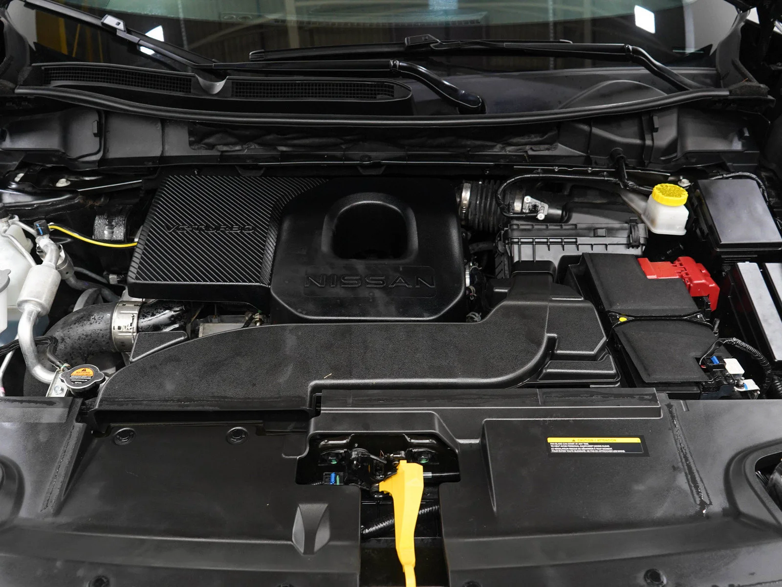 Used 2026 Super Black Nissan SL image 33