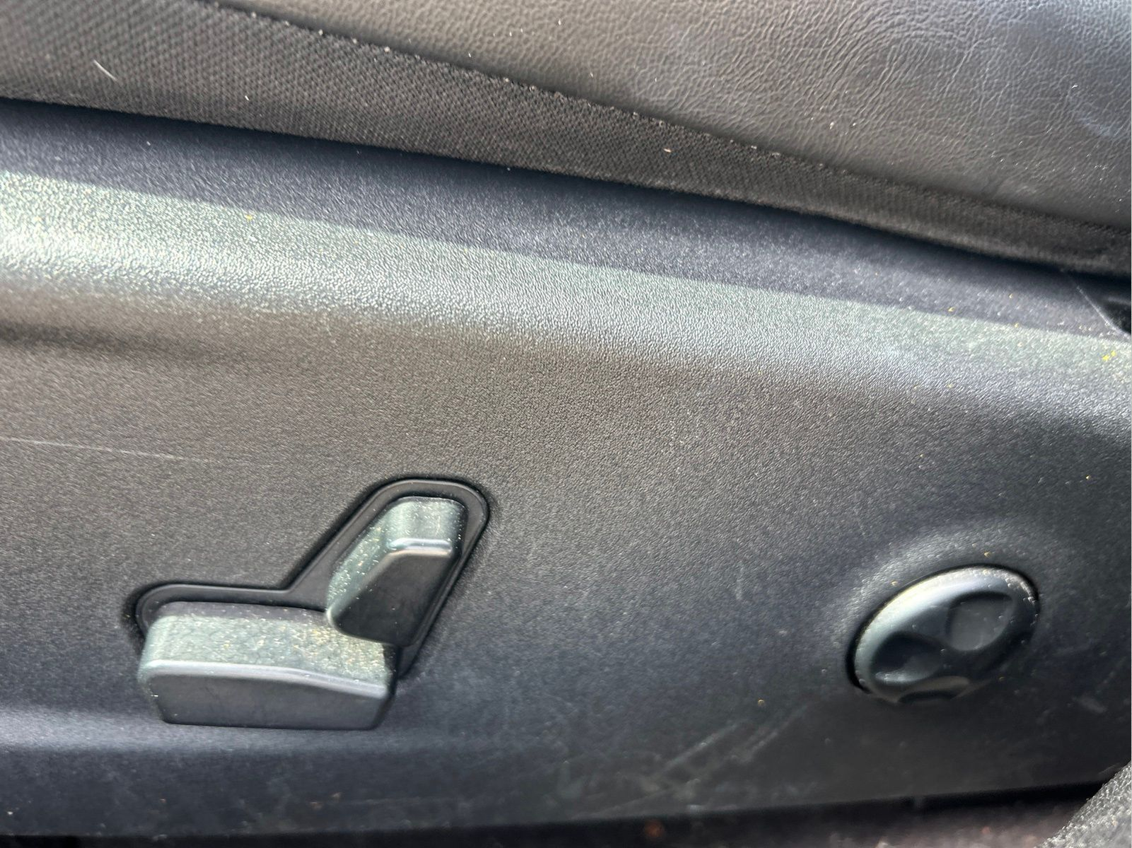 Used 2017 Red Chrysler C image 13