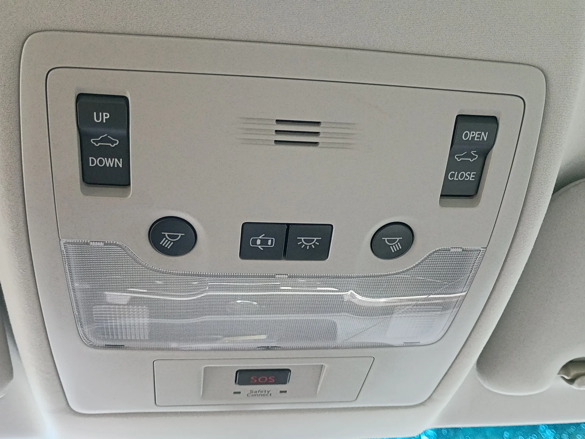 Used 2014 Silver Lining Metallic Lexus Base image 28