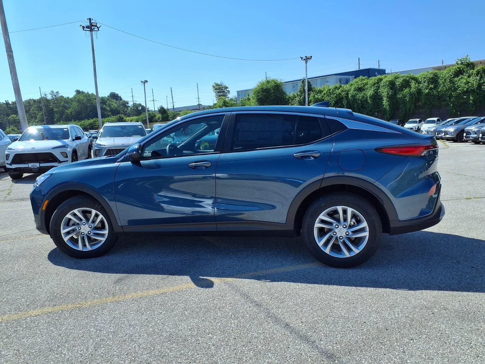 New 2026 Ocean Blue Metallic Buick Preferred image 22