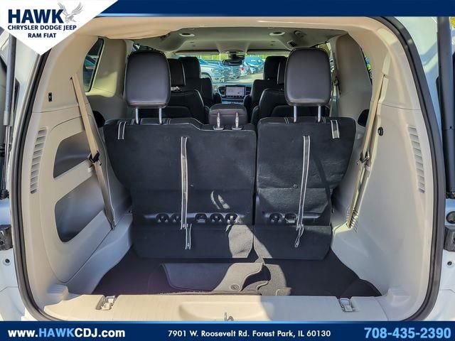 Used 2023 White Chrysler Touring L image 27
