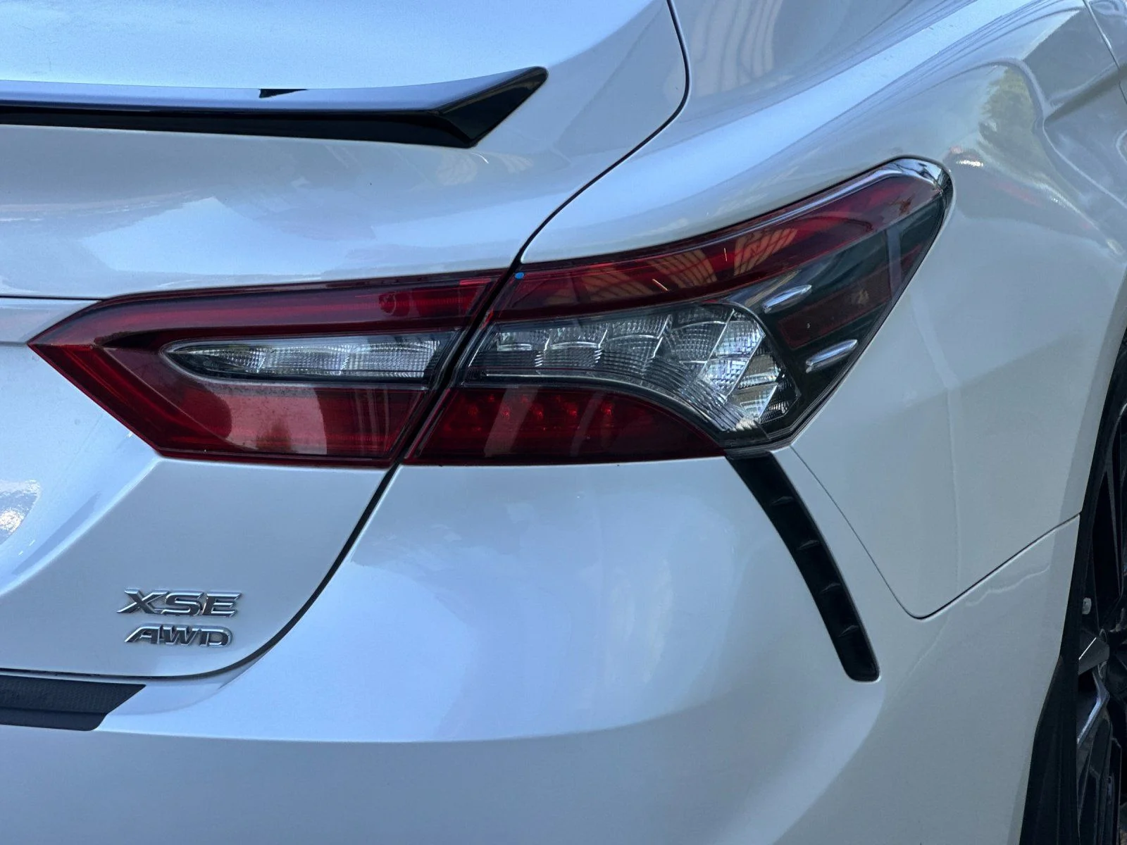 Used 2021 Wind Chill Pearl/Midnight Black Metallic Toyota XSE image 24