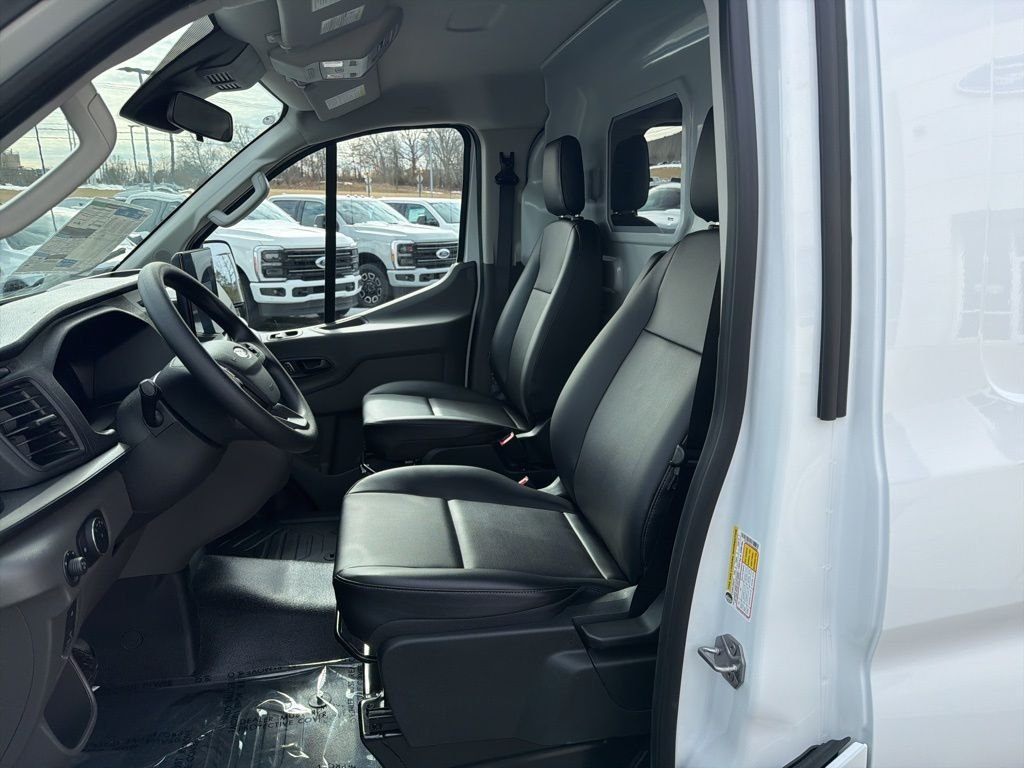 New 2026 Oxford White Ford Cargo Van image 9