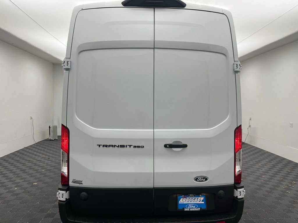 New 2026 White Ford Base image 8