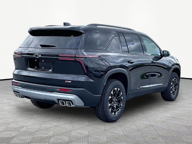 2027 Chevrolet Traverse Z71 - Photo 6