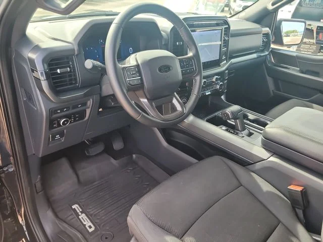 Used 2024 Black Ford XLT image 18