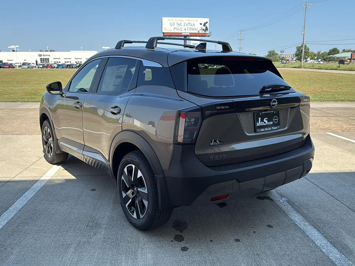 New 2027 Canyon Bronze Metallic Nissan SV image 5