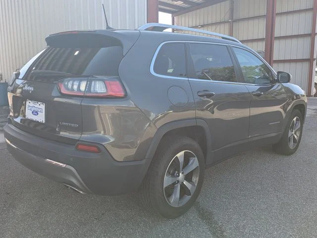 Certified Used 2019 Crystal Metallic Jeep Limited image 4