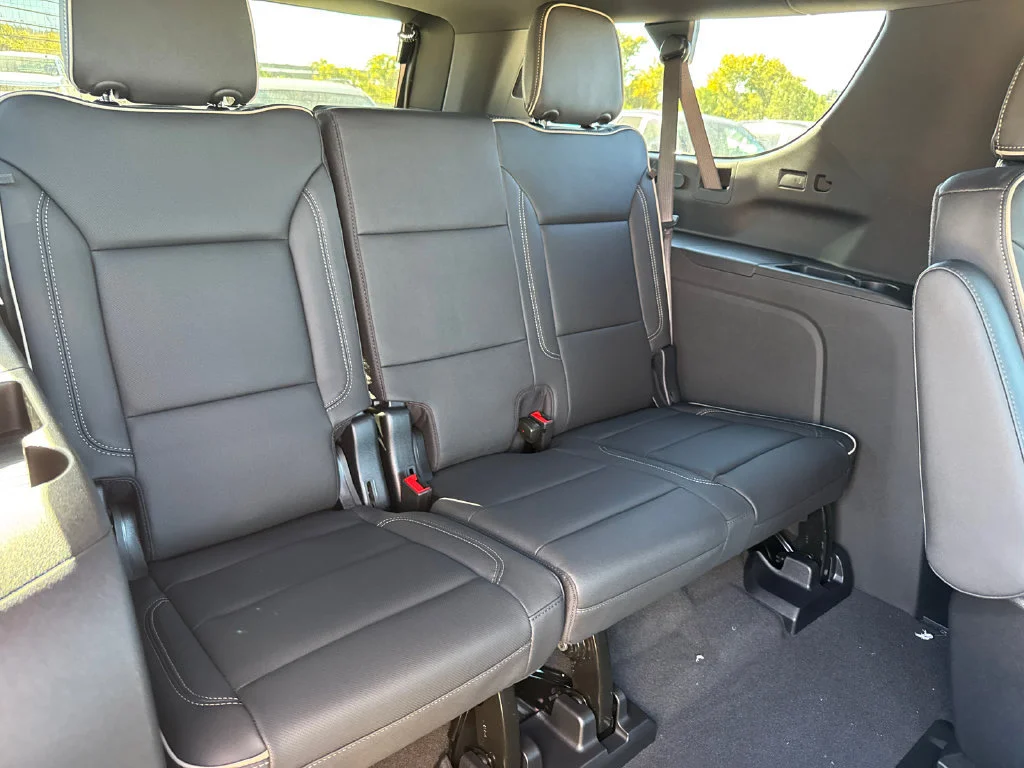 2026 Chevrolet Suburban Premier - Photo 11