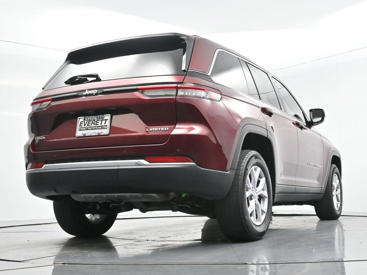 Used 2022 Red Jeep Limited image 53