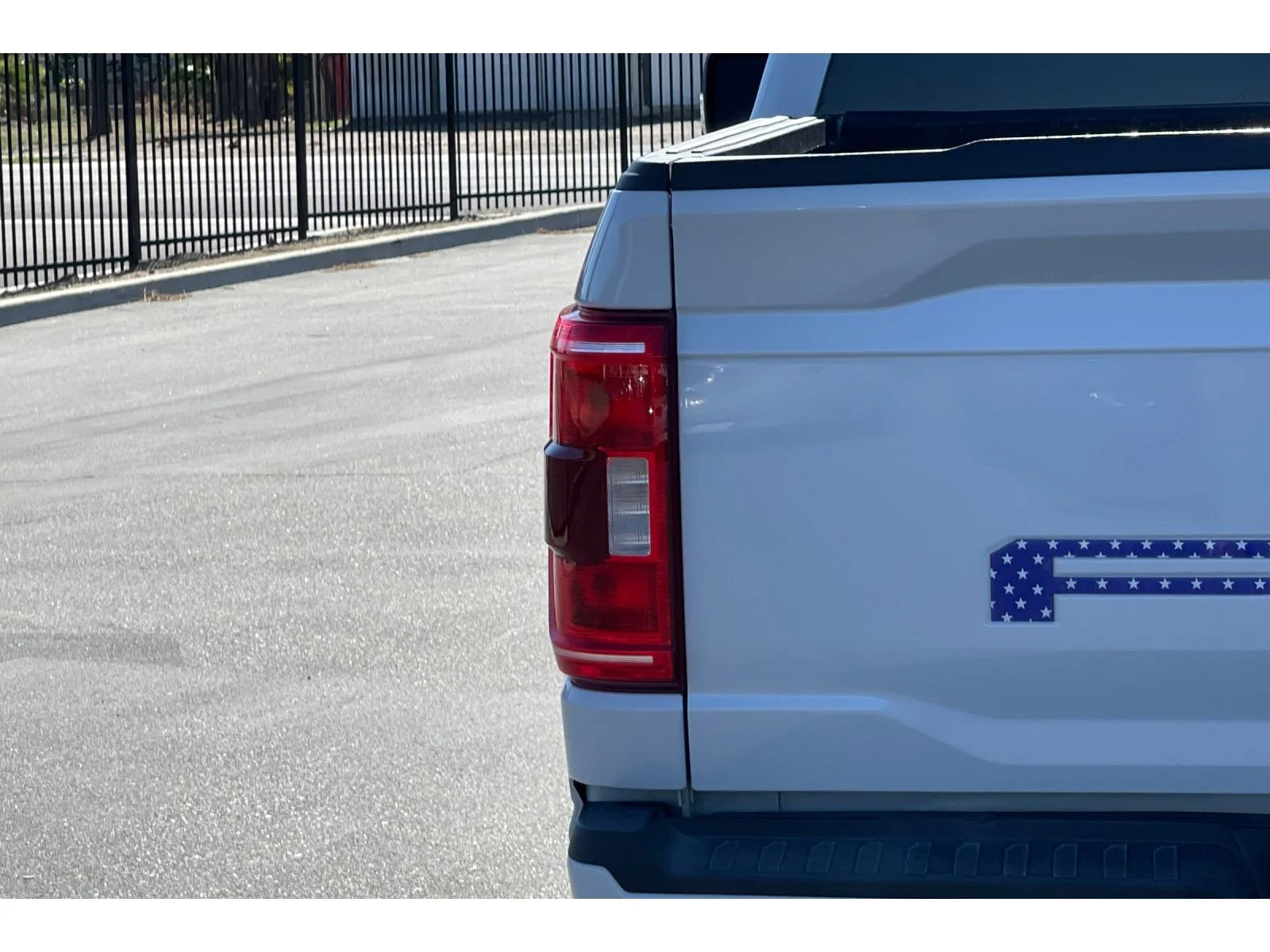 Used 2021 Space White Metallic Ford XLT image 46