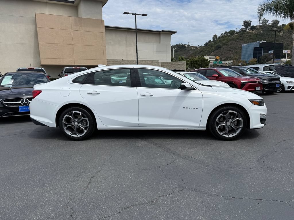 Used 2024 Summit White Chevrolet 1LT image 6