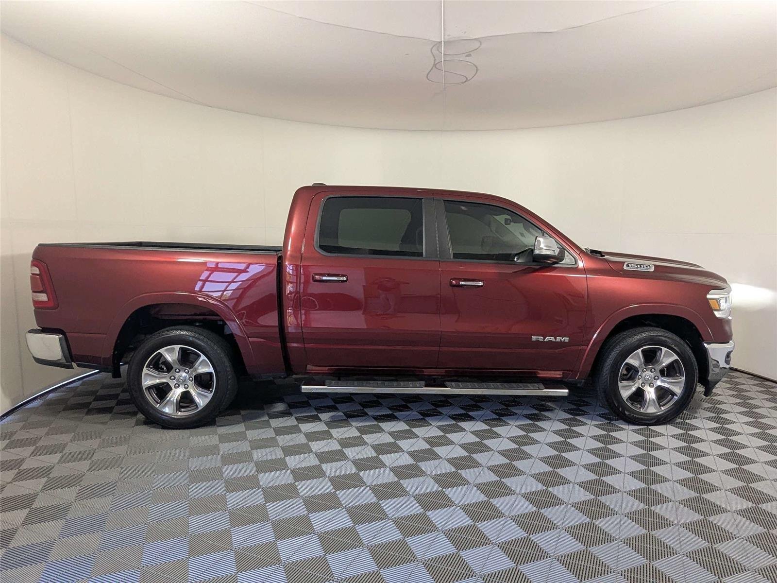 Used 2022 Delmonico Red Pearlcoat Ram Laramie image 4