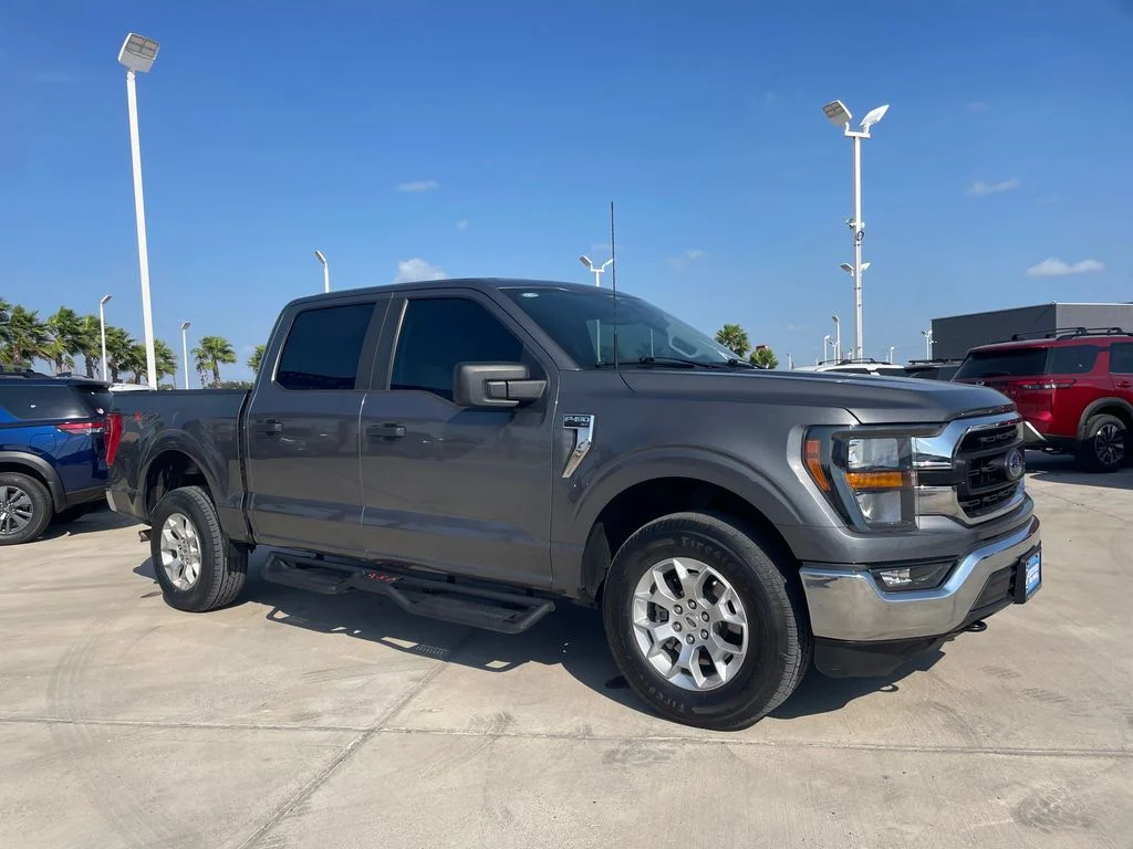 Used 2023 Gray Ford XLT image 7