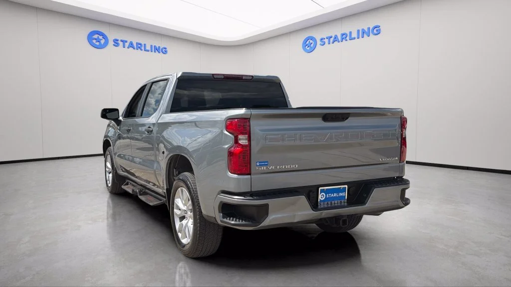2025 Chevrolet Silverado 1500 Custom - Photo 6