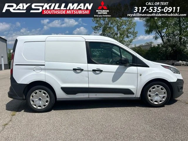 Used 2016 White Ford XL image 3