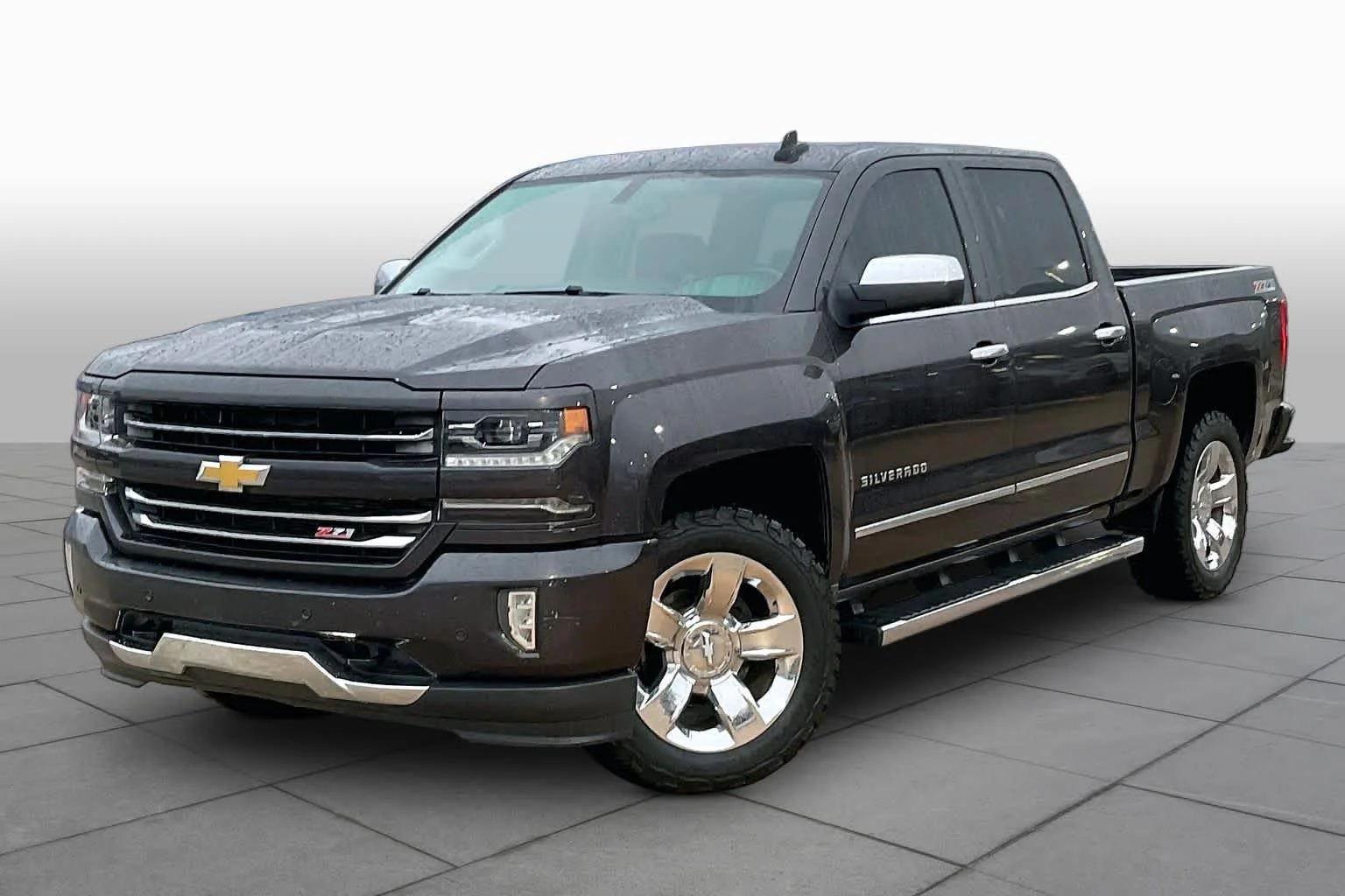 Used 2016 Tungsten Metallic Chevrolet LTZ image 2