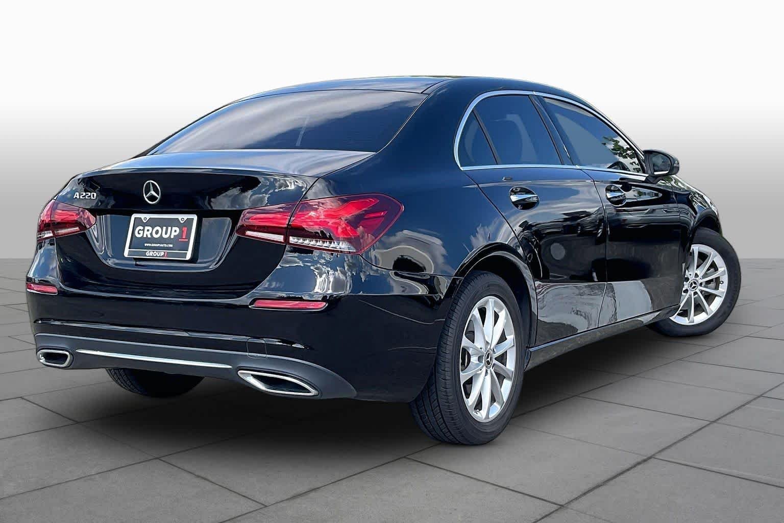 Used 2022 Night Black Mercedes-Benz A 220 image 11