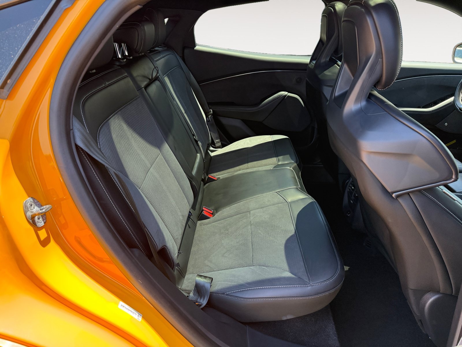 Used 2023 Orange Metallic Ford GT image 18