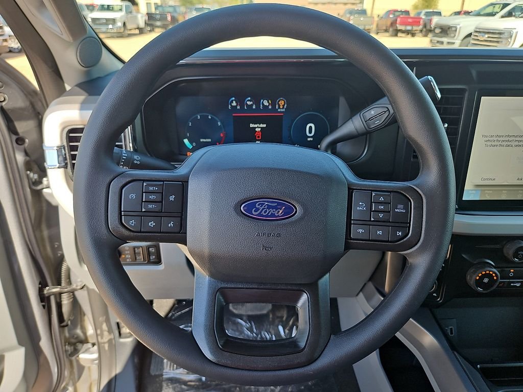 New 2027 Silver Ford F250 4X4 CREW/C image 21