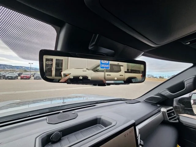 2026 Toyota Tundra Limited - Photo 17
