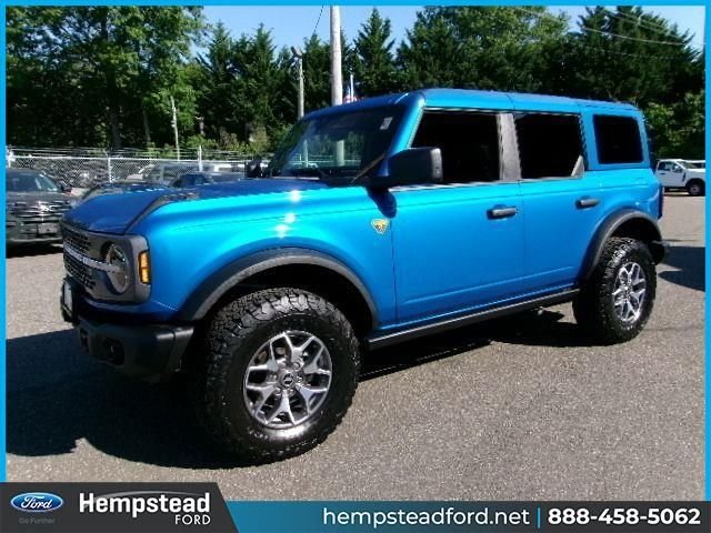 2025 Ford Bronco Badlands 4x4's photo