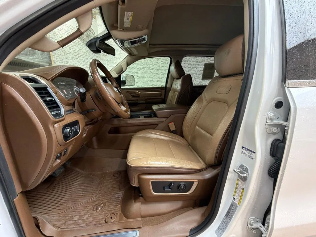 Used 2019 Ivory White Tri-Coat Pearlcoat Ram Limited image 24