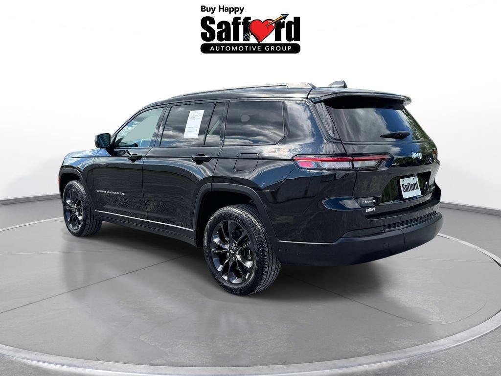 Used 2021 Black Jeep Laredo image 5