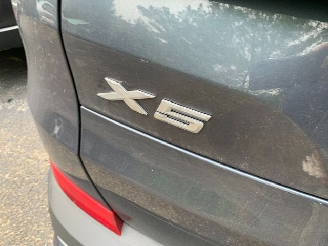 Used 2022 Gray BMW xDrive40i image 7