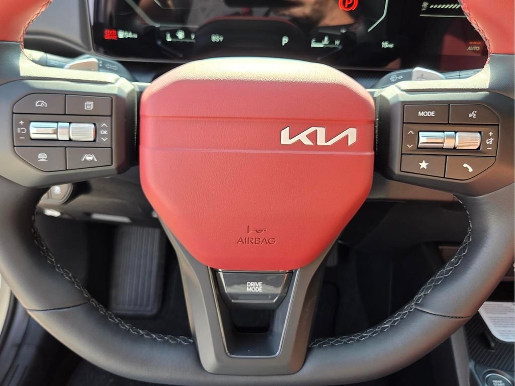 New 2026 Snow White Pearl Kia GT-Line image 28
