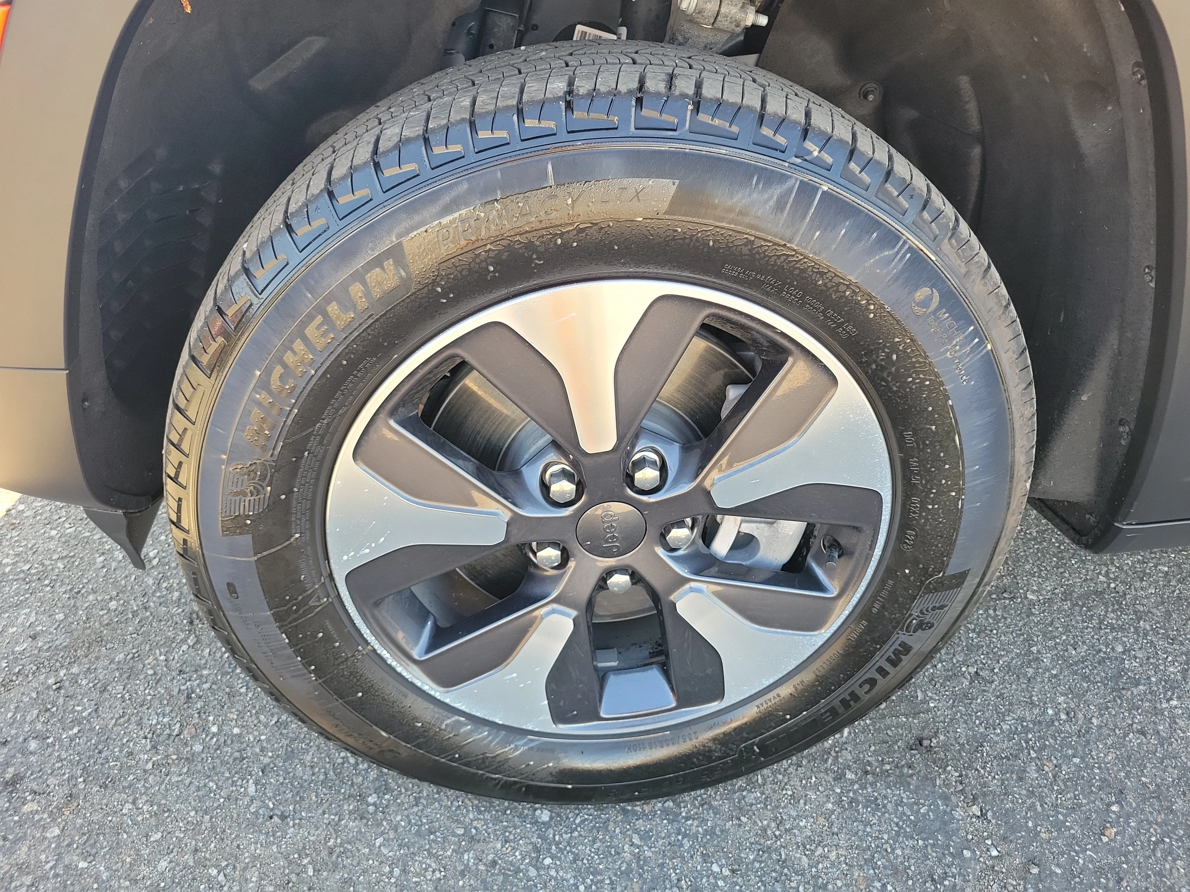 Certified Used 2023 Gray Jeep 4xe image 11