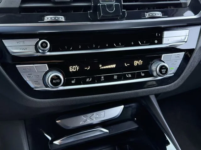 Used 2020 Gray BMW sDrive30i image 17