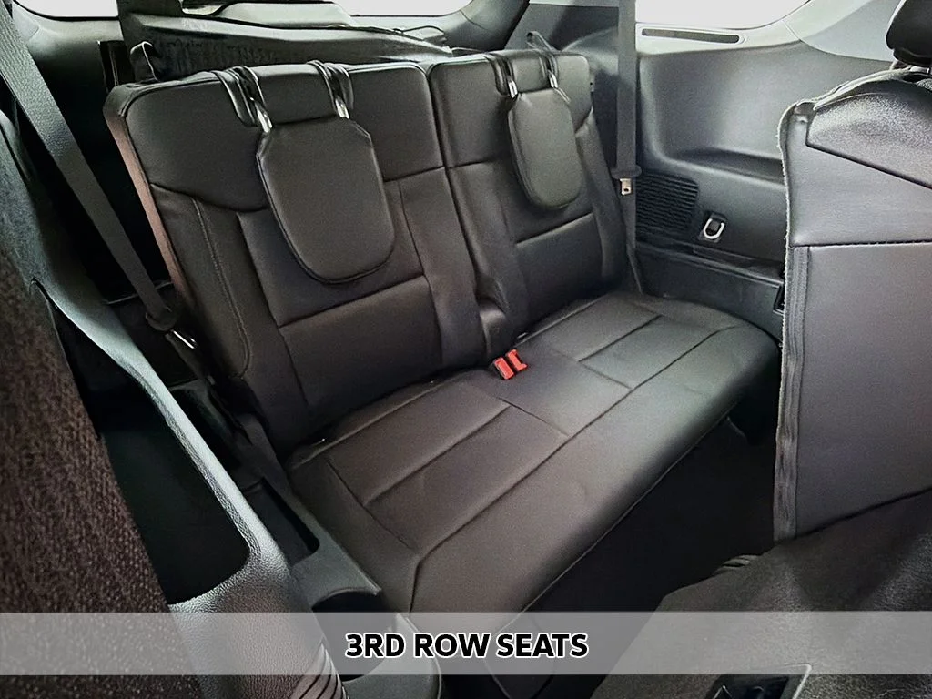 Used 2024 Black Ford XLT image 7