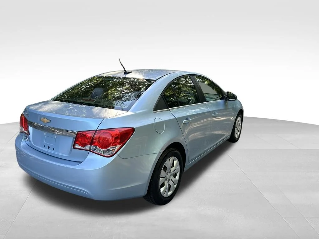 Used 2012 Blue Chevrolet LS image 5