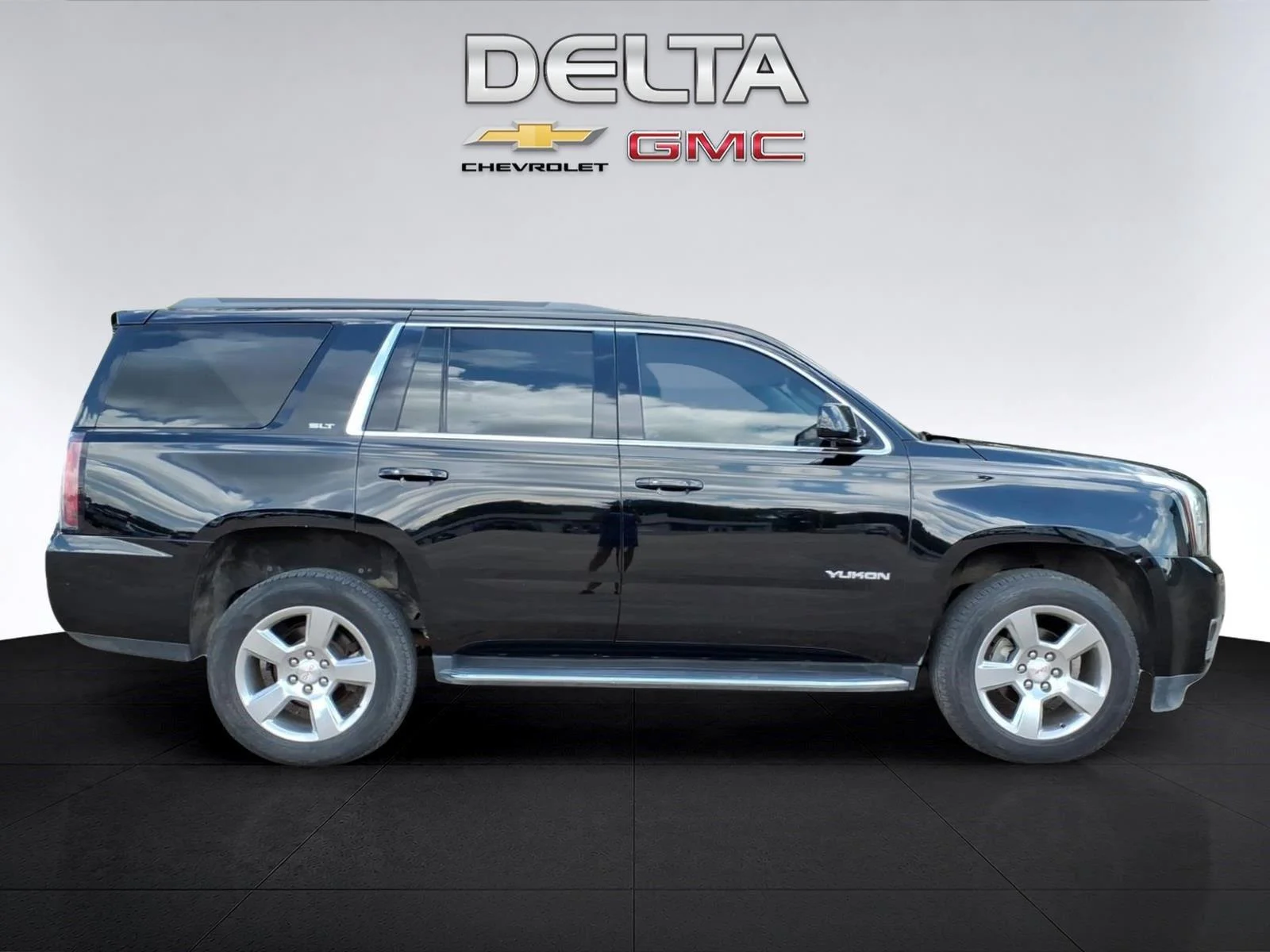 Used 2019 ONYX BLACK GMC SLT image 6