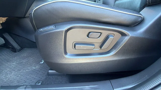 Used 2025 Silver Mazda 2.5 S Preferred Package image 20
