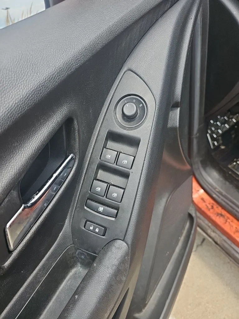 Used 2016 Orange Chevrolet LT image 6
