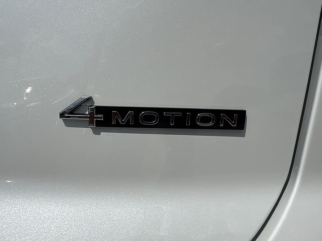 New 2026 Opal White Pearl Volkswagen 2.0T SEL Premium R-Line 4MOTION image 14