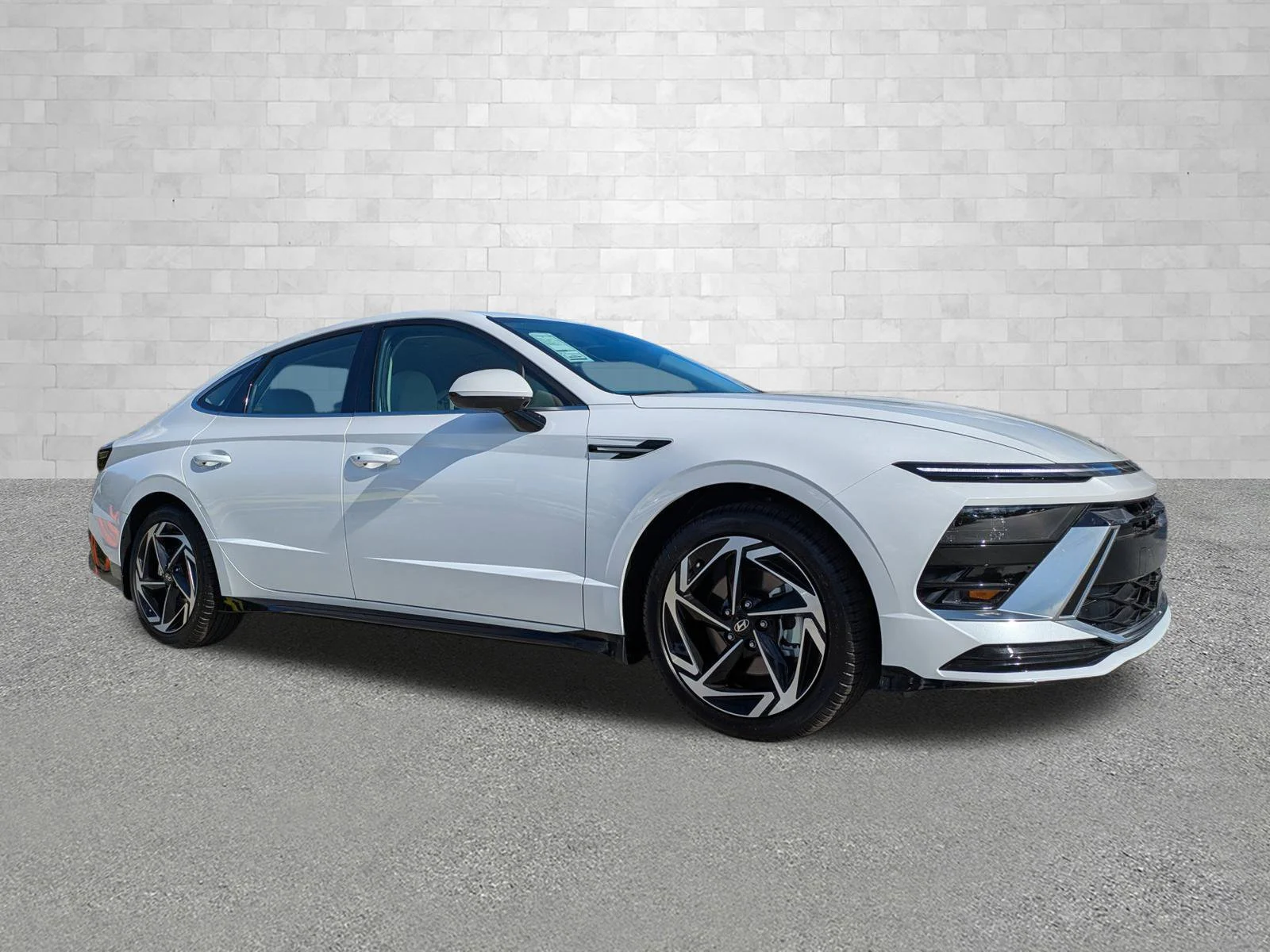 2026 Hyundai Sonata SEL AWD's photo
