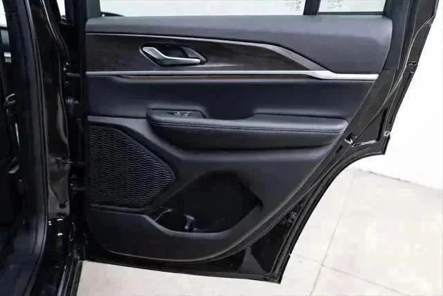 2025 Jeep Grand Cherokee Limited - Photo 28