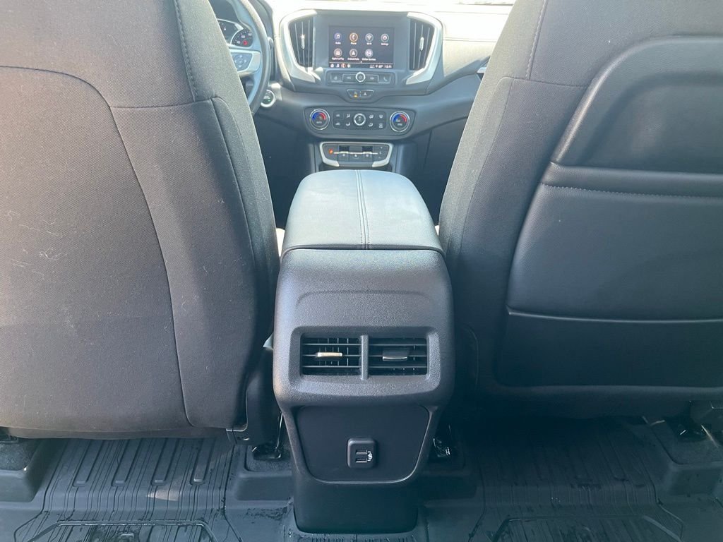 Used 2024 Ebony Twilight Metallic GMC SLE image 28